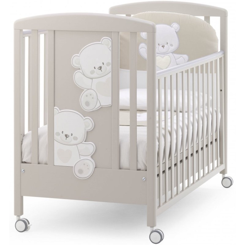 Detská postieľka z masívu Italbaby a kolieskami Jolie – hnedá